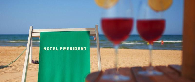 Hotel President Vasto Exterior foto