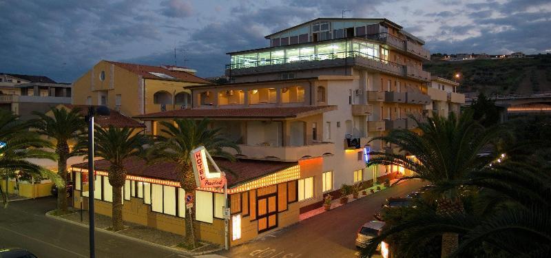 Hotel President Vasto Exterior foto