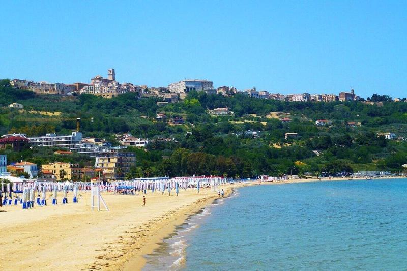 Hotel President Vasto Exterior foto